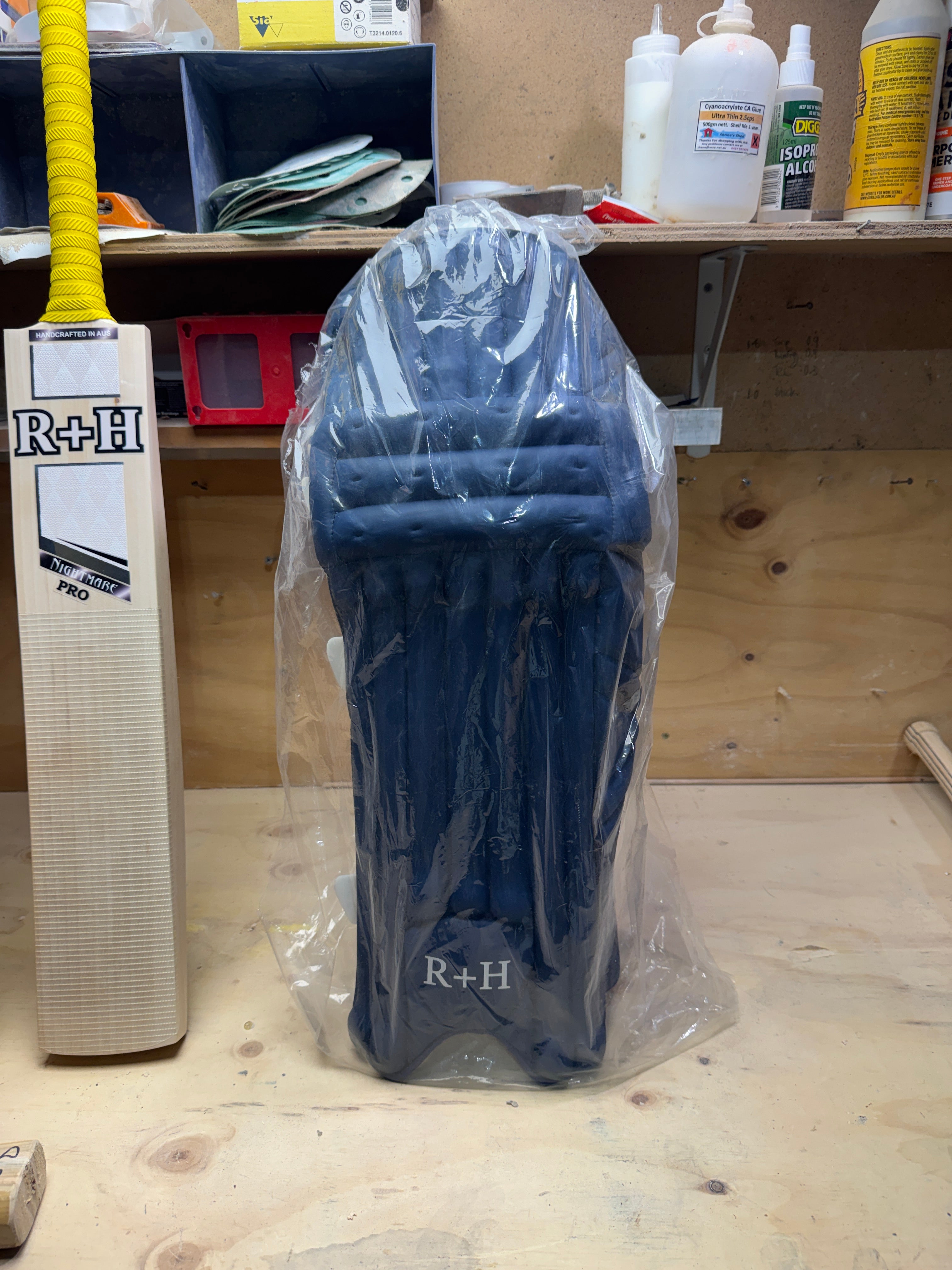 Youth Right Hand Batting Pads